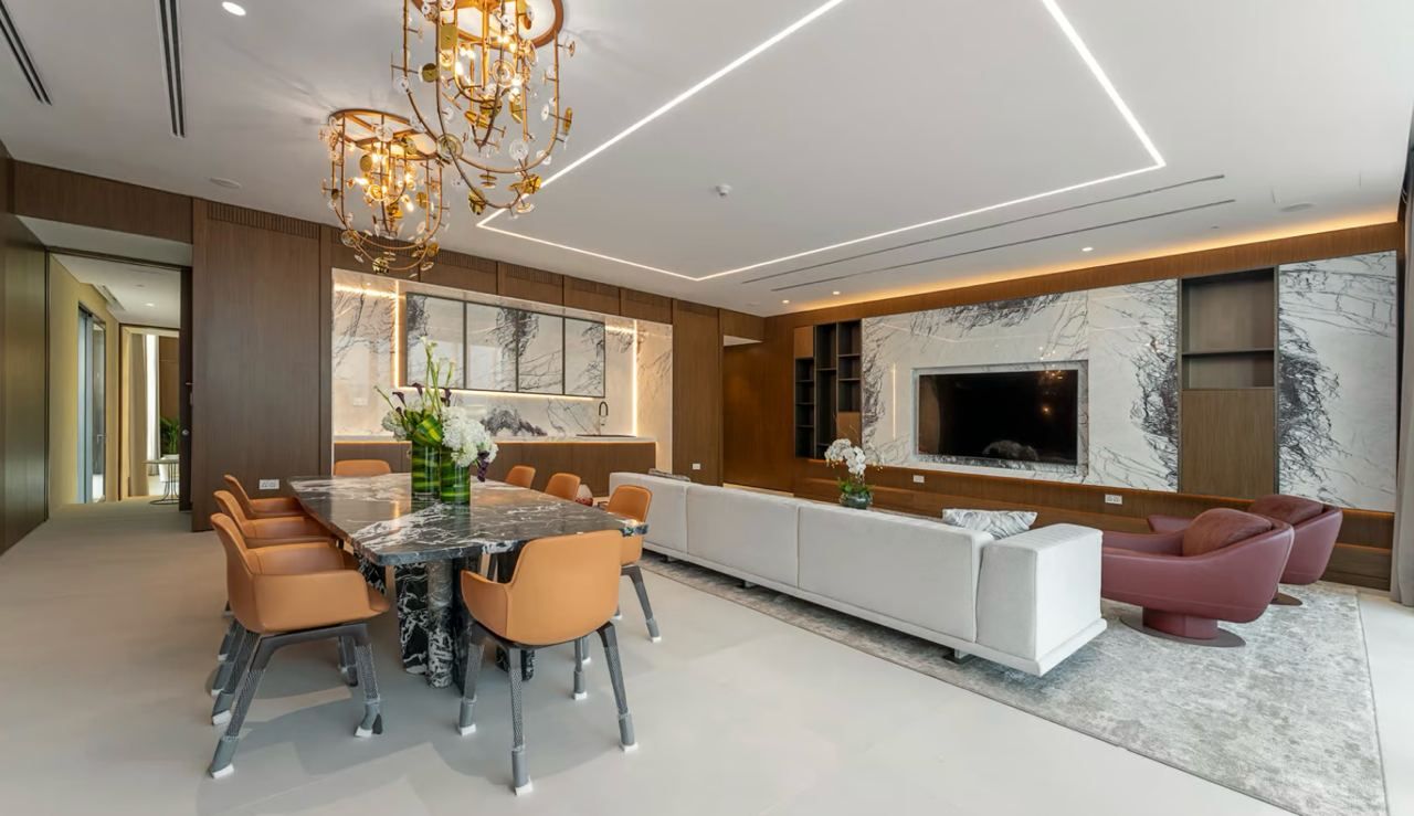 🤩Dubai Property Market: Record-Breaking Growth and Future Prospects 😃