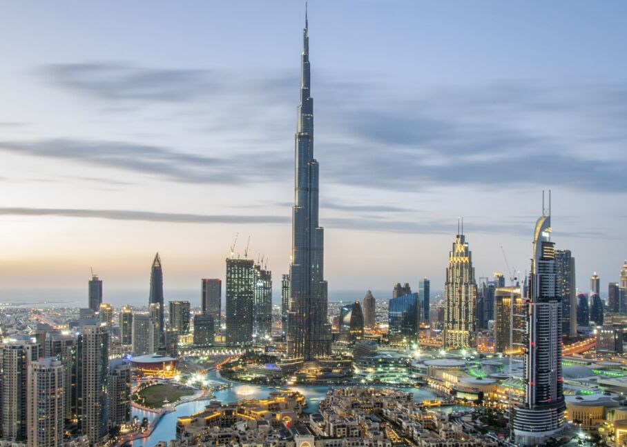 ๐ฆ๐ช Dubai's real estate landscape is poised for a significant transformation in 2026, marked by a surge in new residential units compared to previou...