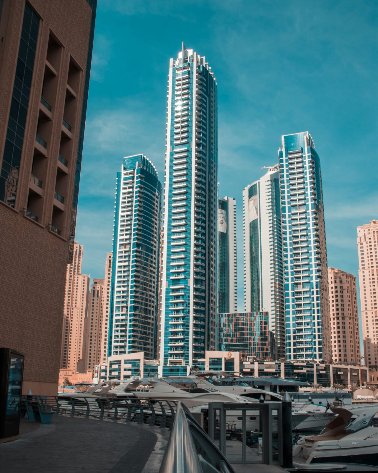 🇦🇪 🗝️ Why More Dubai Tenants Are Choosing Keys Over Contracts