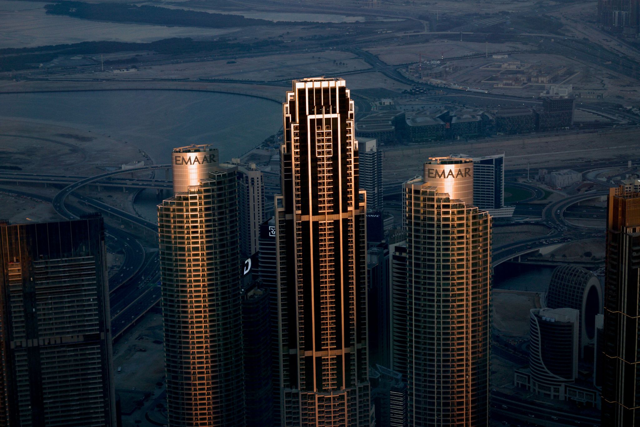 🌴 🏙️ Dubai’s Ultra-Luxury Real Estate Boom Signals a Global Shift in Elite Investment