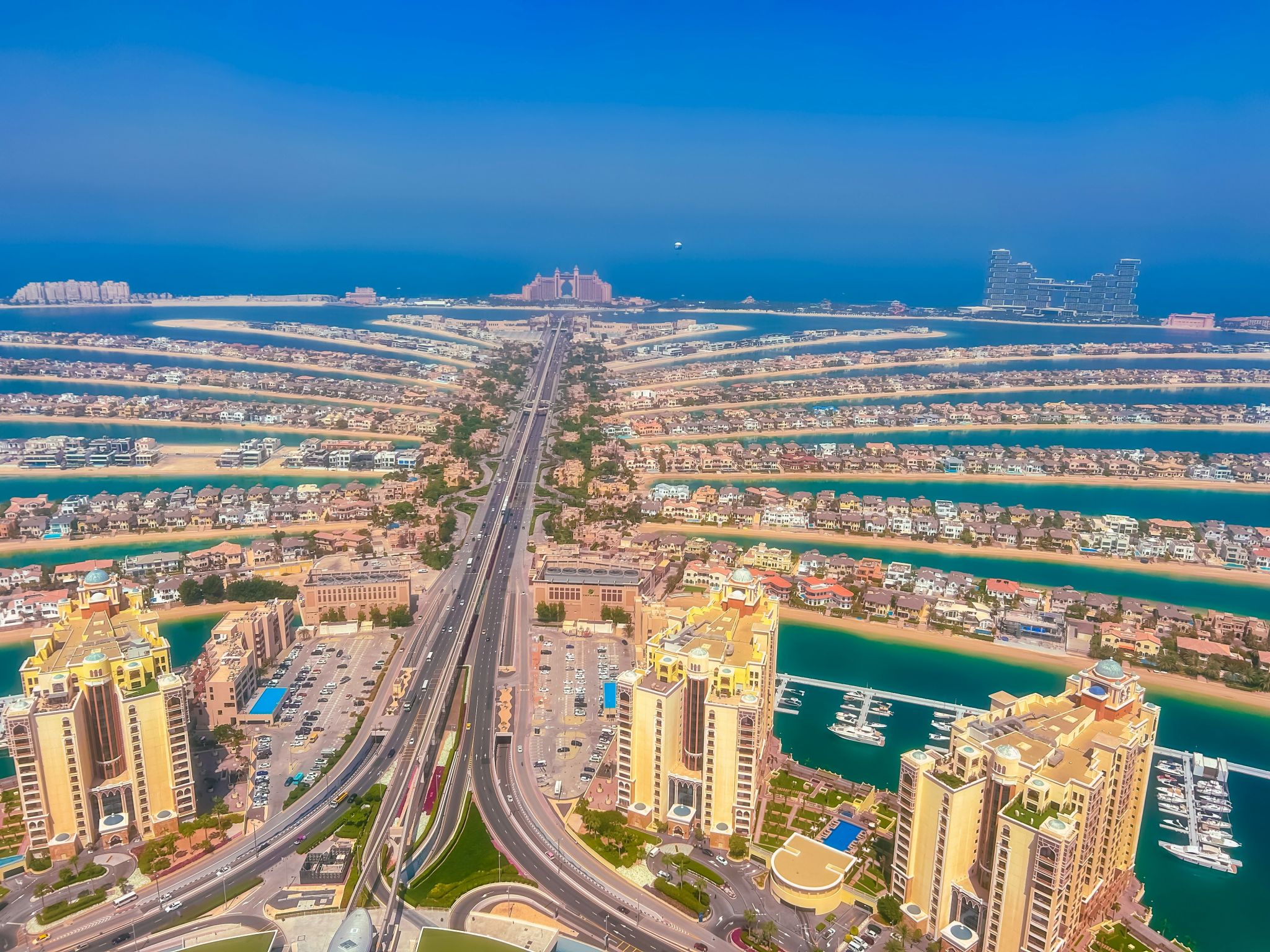 🌴 🏘️ Top Areas to Invest in Dubai Real Estate in 2026: A Strategic Guide for Investors