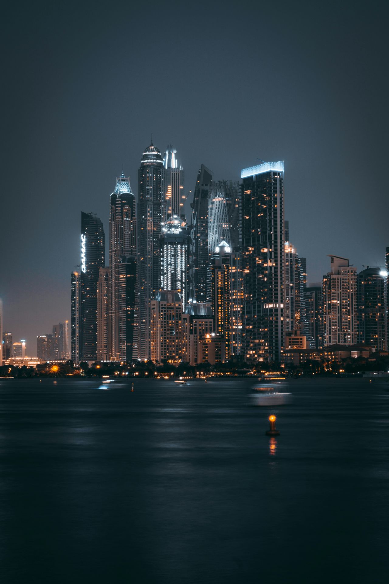 Dubai Moves to Strengthen Investor Appeal With New Golden Visa Service