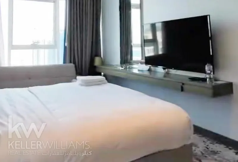 Furnished | Closed kitchen | Canal View