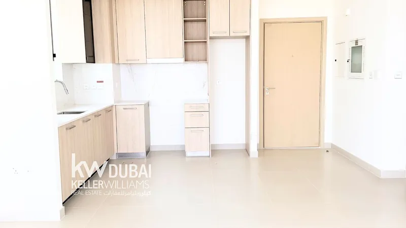 Corner Unit | Large Layout | Park View