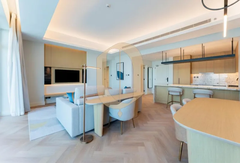 Modern Home | Scenic Views | Refined Interiors