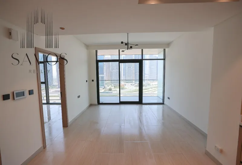Luxury 1BR | Big Balcony | Ready to Move