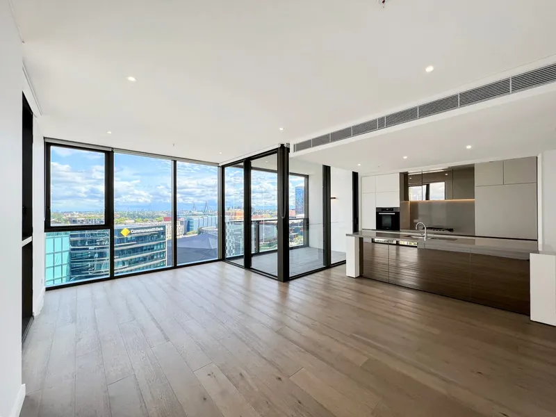 Luxury and modern living experience in the heart of the city!