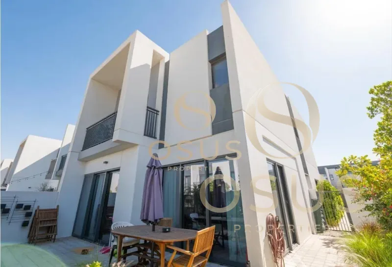 Motivated  Seller | Vacant | Corner Unit