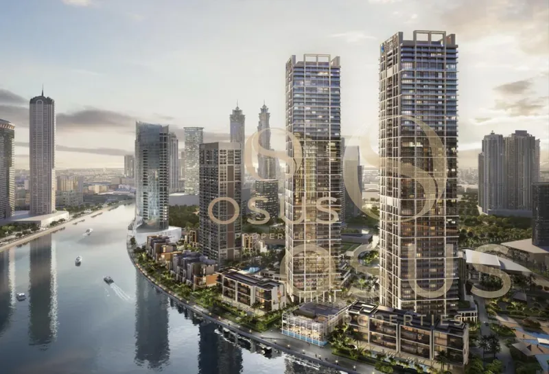 Spacious 1 BR | Plaza View | Premium  Location