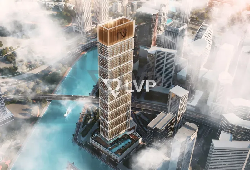 High Floor |Community View| Prime Location