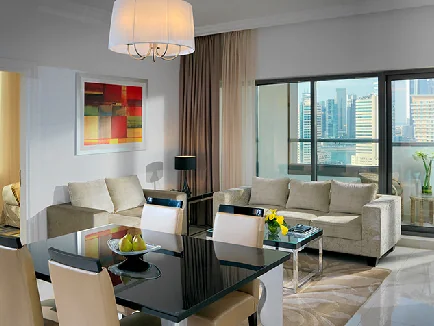 Furnished homes with equipped kitchens