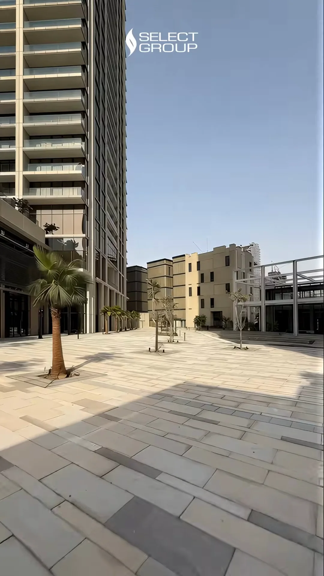 The Plaza at the core of Peninsula